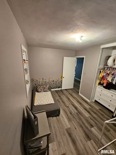 24 Beverly St, Springfield, IL 62702 photo 18