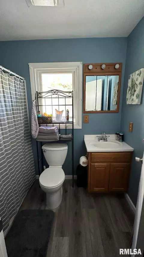 24 Beverly St, Springfield, IL 62702 photo 12