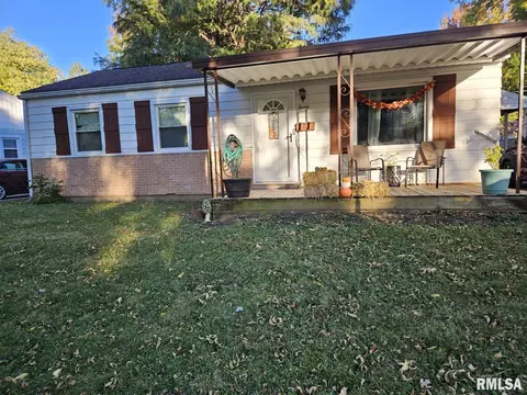 24 Beverly St, Springfield, IL 62702