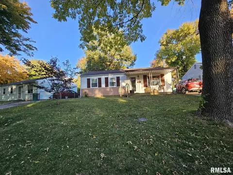 24 Beverly St, Springfield, IL 62702 photo 2