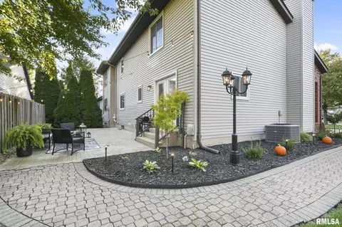 1801 S Cog Mill Ct, Springfield, IL 62704 photo 41