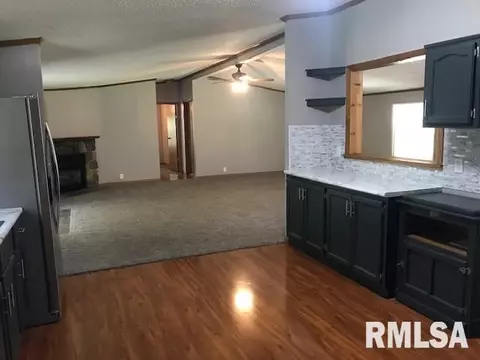3395 Tozer Rd, Springfield, IL 62707 photo 8