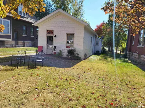 924 State St, Quincy, IL 62301