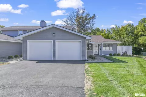 96 Brookside Pl, Springfield, IL 62704 photo 2