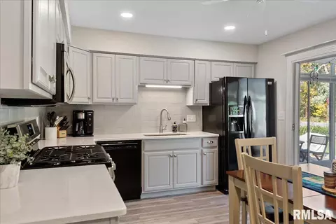 4002 Pickfair Rd, Springfield, IL 62703 photo 13