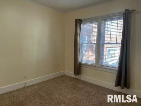 1624 S 2nd St, Springfield, IL 62704 photo 14
