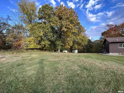 286 170th St, Avon, IL 61415 photo 7