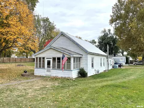 1221 S 11th St, Havana, IL 62644