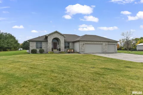 5070 Mechanicsburg Rd, Springfield, IL 62712