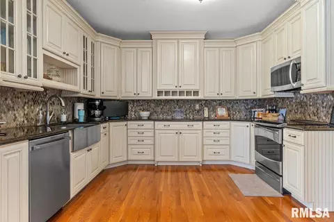 536 Augusta Dr, Chatham, IL 62629 photo 17