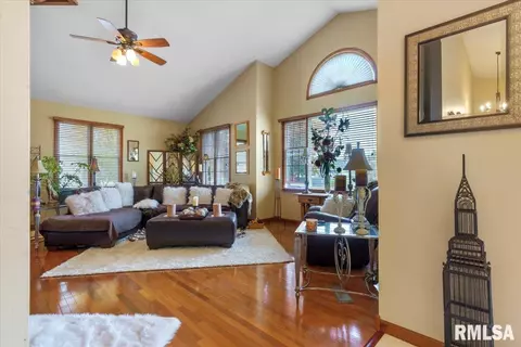 2709 Cronin Dr, Springfield, IL 62711 photo 7