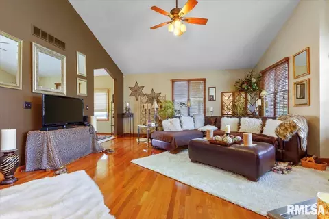 2709 Cronin Dr, Springfield, IL 62711 photo 8