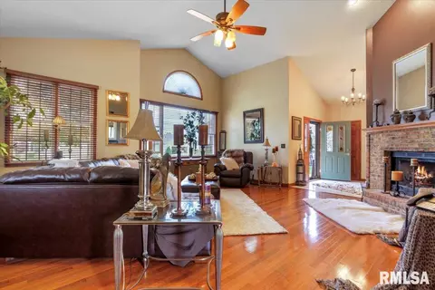 2709 Cronin Dr, Springfield, IL 62711 photo 10