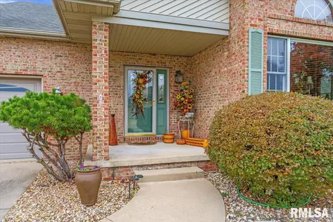 2709 Cronin Dr, Springfield, IL 62711 photo 4