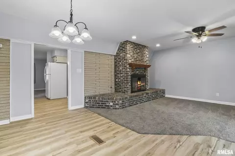 20 Mesa Rd, Springfield, IL 62702 photo 10