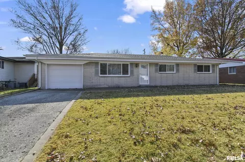 20 Mesa Rd, Springfield, IL 62702