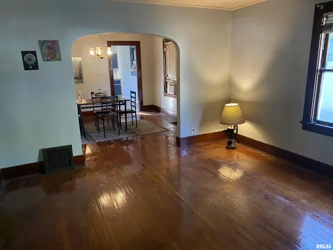1725 S 1st St, Springfield, IL 62704 photo 3