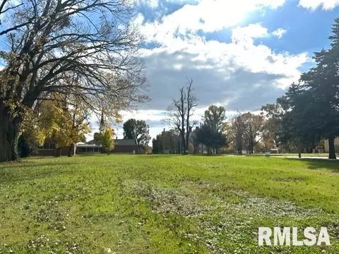 404-420 E State St, Jacksonville, IL 62650 photo 2