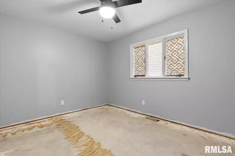75 Drawbridge Rd, Springfield, IL 62704 photo 17