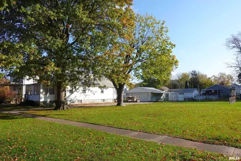 259 Illinois Ave, Galesburg, IL 61401