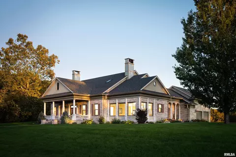 693 E County Road 1375 E County Rd, Lacon, IL 61540