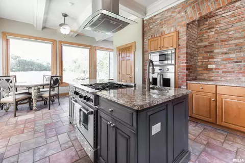 693 E County Road 1375 E County Rd, Lacon, IL 61540 photo 9