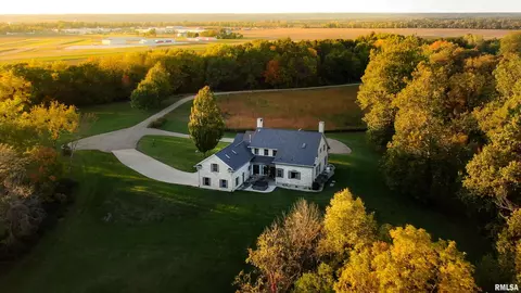 693 E County Road 1375 E County Rd, Lacon, IL 61540 photo 2