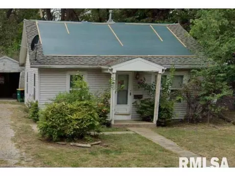 602 S Madison St, Macomb, IL 61455