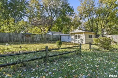 1112 Maple Ave, Springfield, IL 62704 photo 7