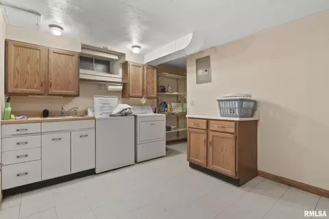1112 Maple Ave, Springfield, IL 62704 photo 23