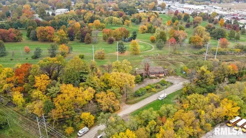 View/Area - 2981 Niccolls Rd, Springfield, IL 62702 photo 3 of 9