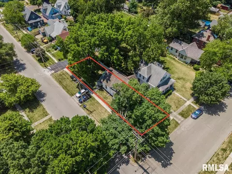 View/Area - 400 W Allen St, Springfield, IL 62704 photo 2 of 5