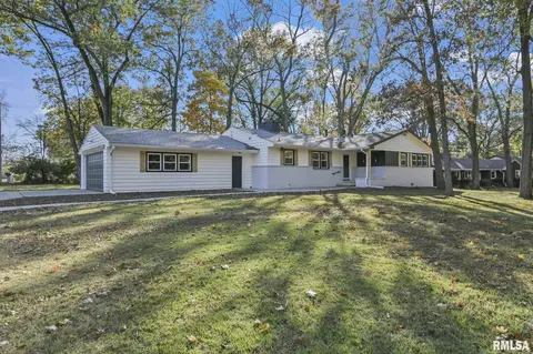 54 W Hazel Dell Ln, Springfield, IL 62703