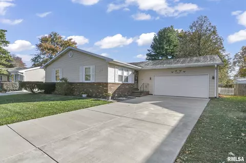 94 Crusaders Rd, Springfield, IL 62704 photo 2