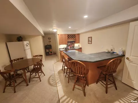 2001 Monteford Cul-de-sac, Springfield, IL 62704 photo 11
