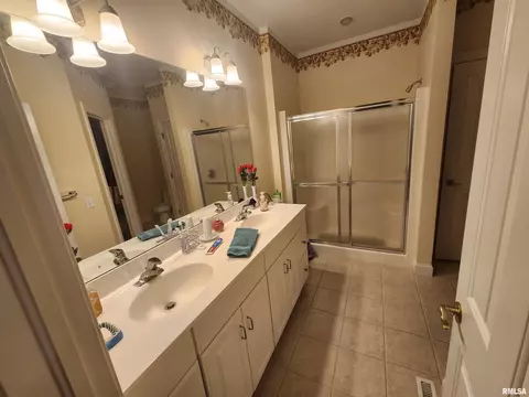 2001 Monteford Cul-de-sac, Springfield, IL 62704 photo 6