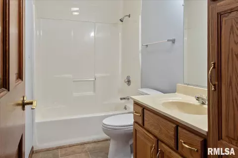 6318 Hayley Ct, Springfield, IL 62712 photo 22