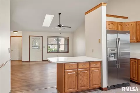 6318 Hayley Ct, Springfield, IL 62712 photo 12