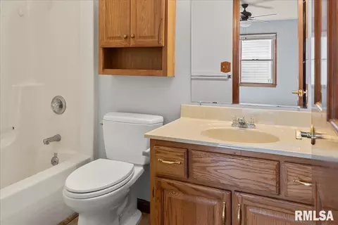 6318 Hayley Ct, Springfield, IL 62712 photo 21