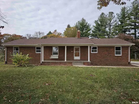2730 180th St, Galesburg, IL 61401