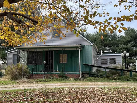 1609 Rainbow Ln, Jacksonville, IL 62650