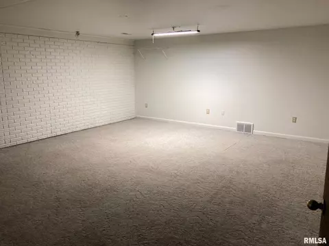 6433 Poe St, Springfield, IL 62707 photo 23
