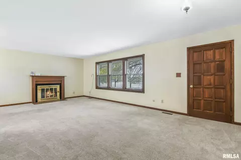 186 Cravens Rd, Springfield, IL 62712 photo 5