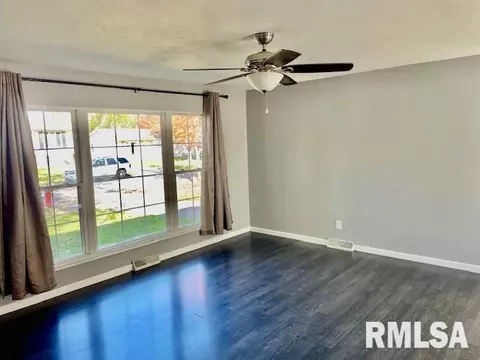 2612 E Griffiths St, Springfield, IL 62703 photo 3