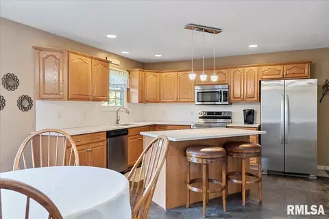 1005 Post Rd, Springfield, IL 62712 photo 8
