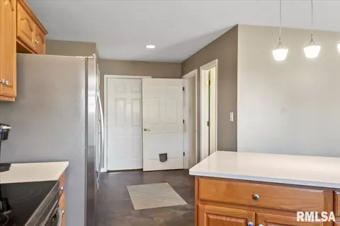 1005 Post Rd, Springfield, IL 62712 photo 13