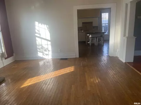 800 5th St, Pawnee, IL 62558 photo 7