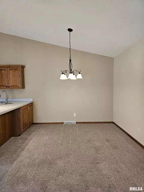 2414 Checkerberry Ln, Springfield, IL 62711 photo 6