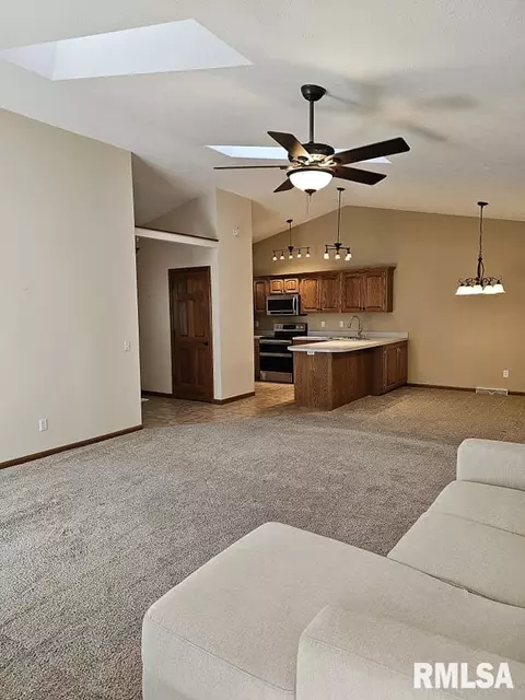 2414 Checkerberry Ln, Springfield, IL 62711 photo 5