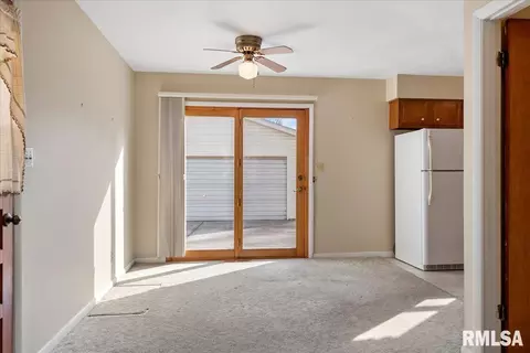 1804 Albert St, Springfield, IL 62702 photo 5